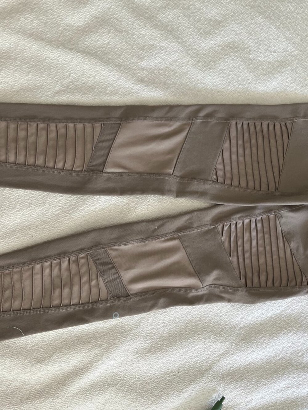 Alo Yoga Womens Beige Moto Style Legging Full Length: XS
